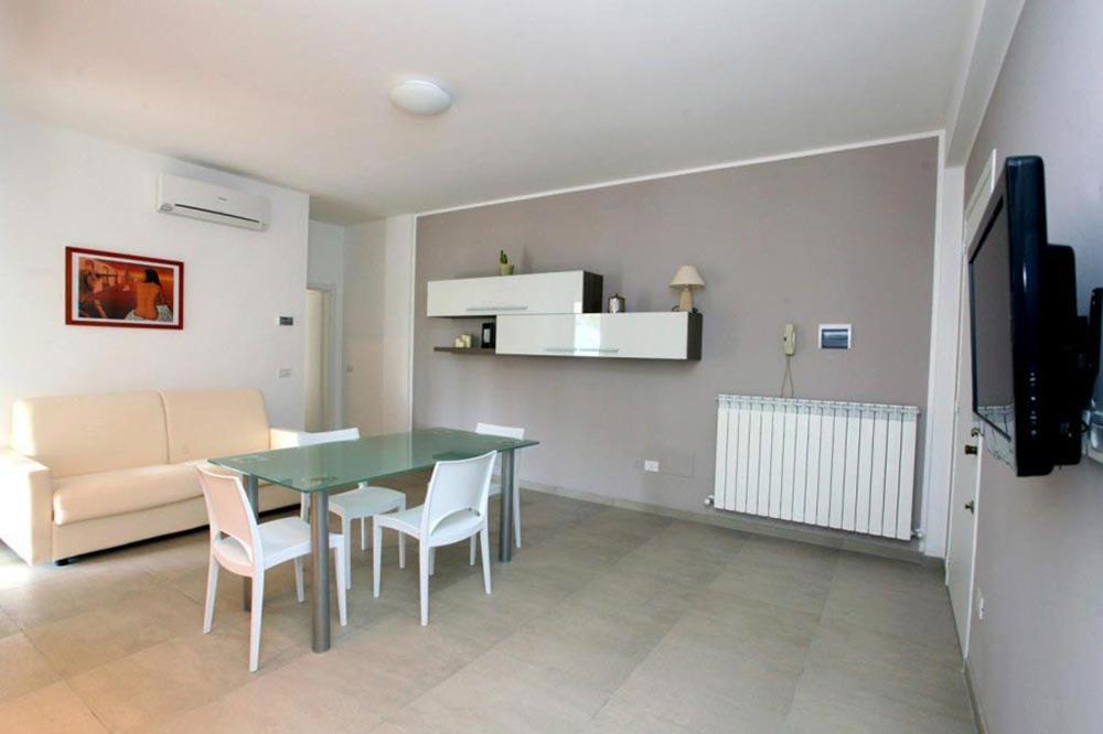Hotel Bernard San Benedetto del Tronto Phòng bức ảnh