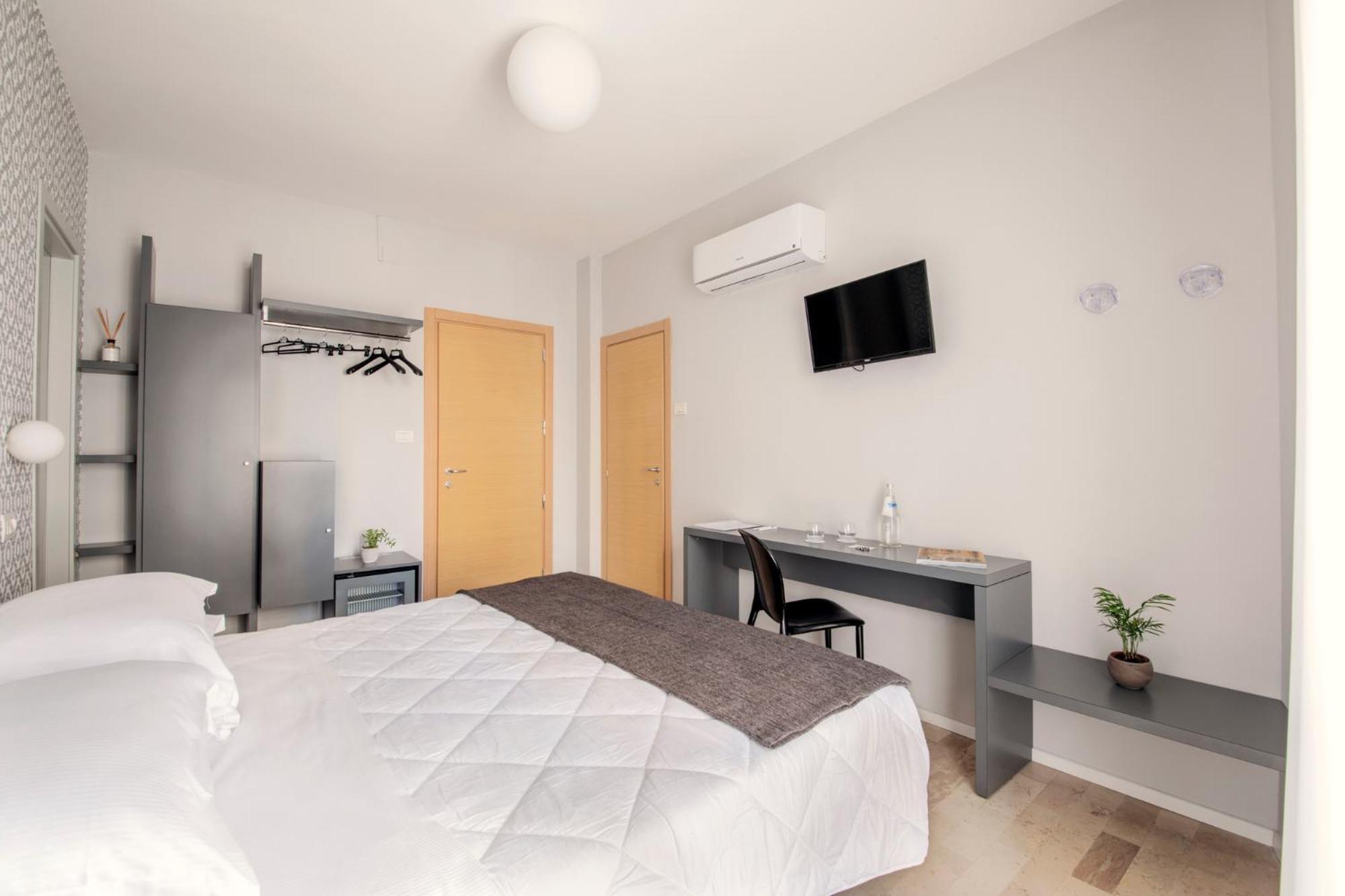 Hotel Bernard San Benedetto del Tronto Phòng bức ảnh