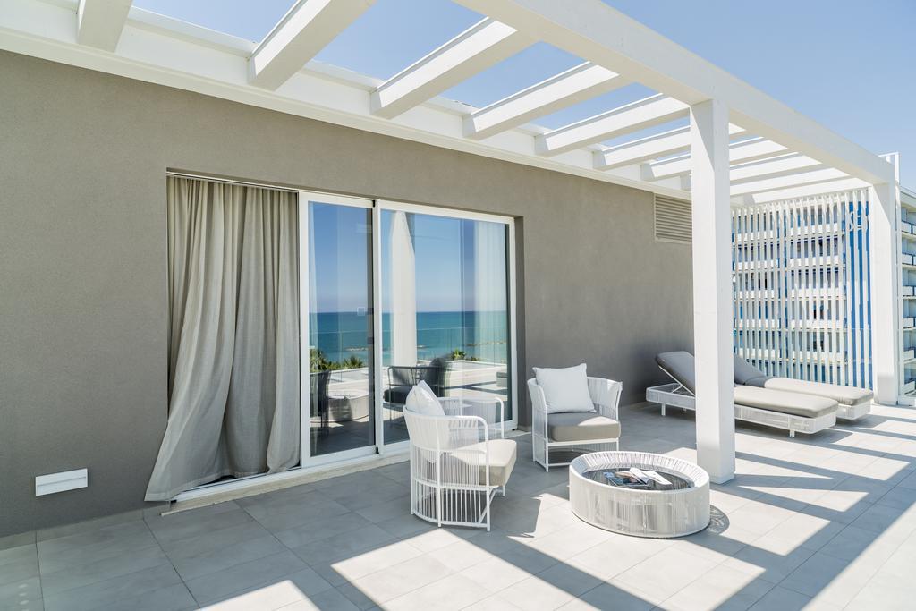 Hotel Bernard San Benedetto del Tronto Ngoại thất bức ảnh