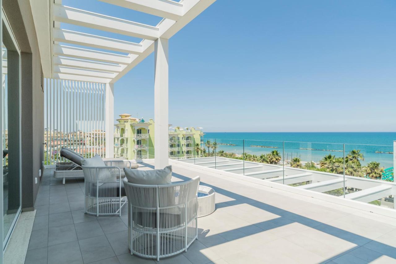 Hotel Bernard San Benedetto del Tronto Ngoại thất bức ảnh