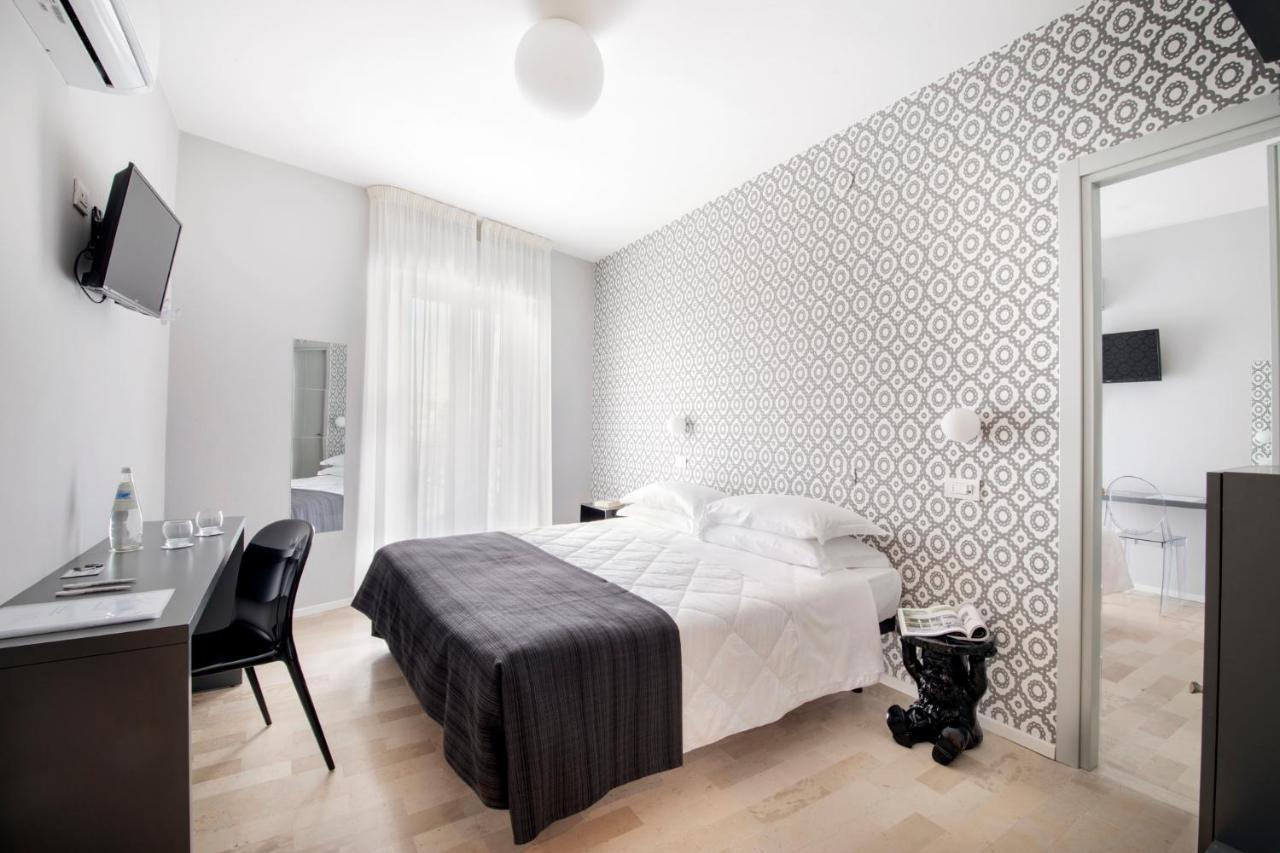 Hotel Bernard San Benedetto del Tronto Ngoại thất bức ảnh
