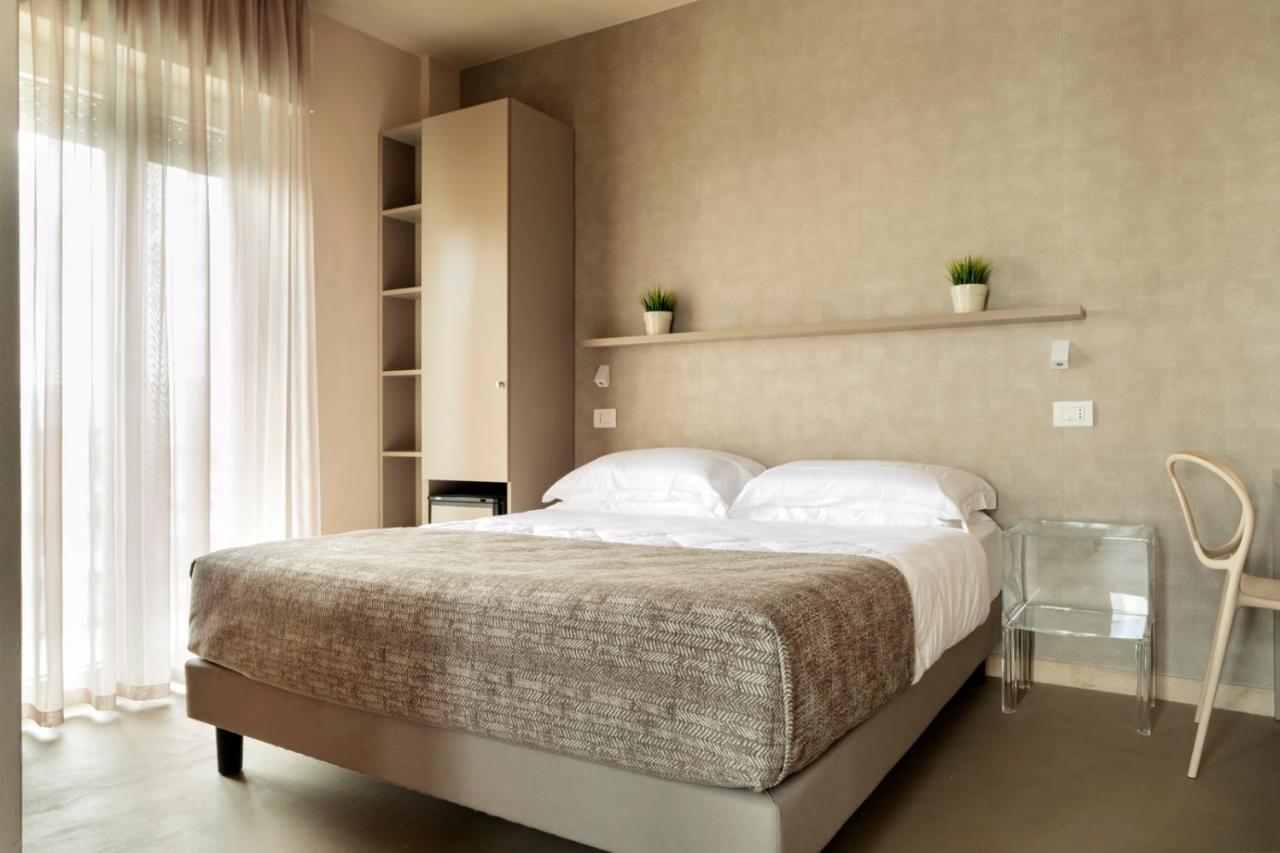 Hotel Bernard San Benedetto del Tronto Ngoại thất bức ảnh